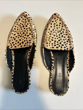 Express Leopard-Print Pointed Mule in Tan and Black sz 7